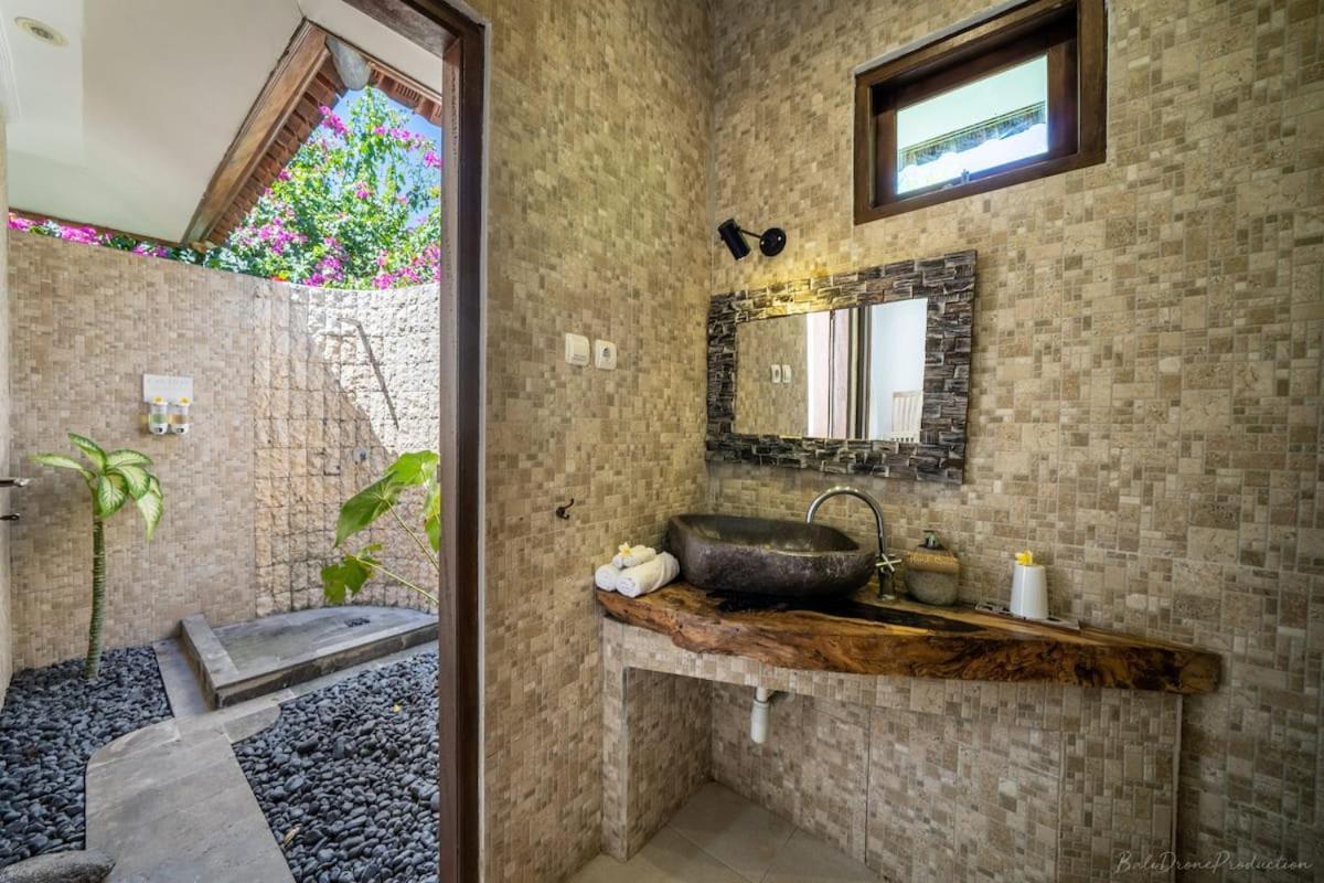 Bunga Laut Bungalow Amed  Luaran gambar